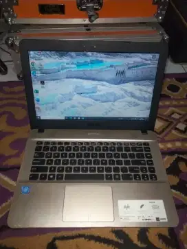 Asus x441m Celeron n4000