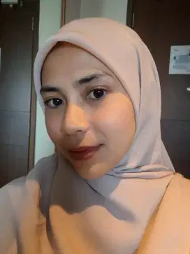 Mencari loker untuk posisi Customer Service, Reseptionis, Administrasi