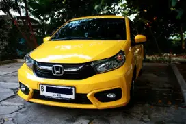 Honda brio satya E CVT yellow carnival 2023 Last edition yellow