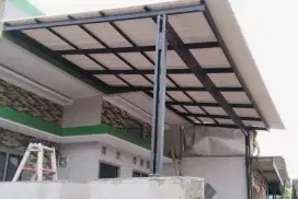 Kanopi baja ringan