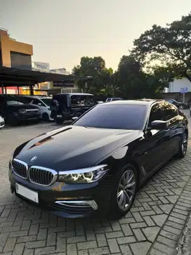 BMW 520i Luxury 2018 odo 13rb