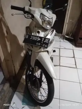 YAMAHA VEGA ZR 15