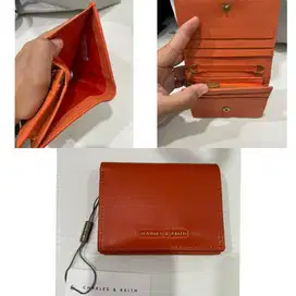 Dompet mini charles & keith
