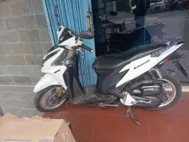 Di jual Vario 125 old,ss lengkap pajak off kaleng 28