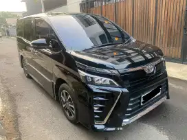 Voxy AT 2019 KM60RB Cash!!!