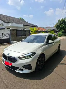 BMW 218i 2023 Bensin
