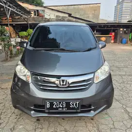 Honda Freed 2012 Bensin