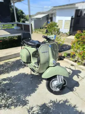 DIJUAL VESPA SUPER 1976