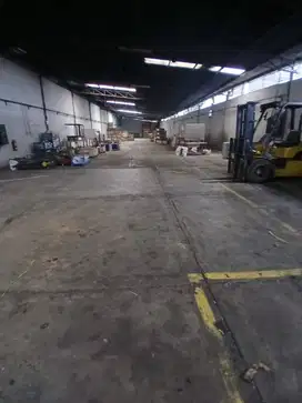 Disewakan Gudang Siap Pakai Di Jalan Raya Narogong