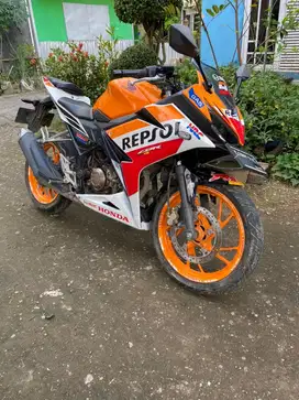 Honda Cbr150r 2016