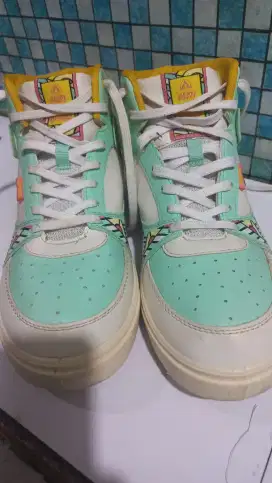 Sepatu aerostreet hoops X uk 42 kondisi masih sanggat sangat bagus