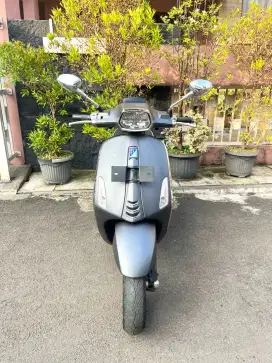 Vespa Sprint IGET ABS 150 2020 LIKE NEW