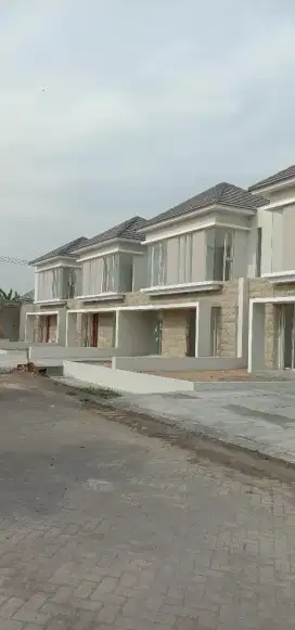 tukang bangunan