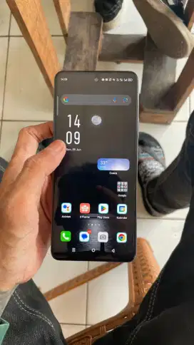 Infinix hot 50 5G 6+6 256 GB