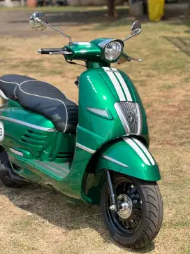 Peugeot django 2023 km 600 perak ( royal alloy lambretta scomadi )