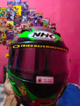 Helm NHK GP1000