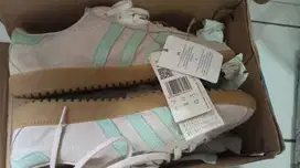 Sepatu Adidas Bermuda