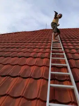 Jasa tukang perbaikan atap bocor dinding dak rembes talang air cat dll