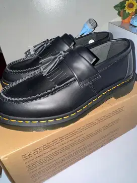 Dr.Martens Core Adrian YS Unisex