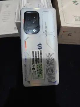 Blackshark 5 Pro 16/512 Aeroscope Edition
