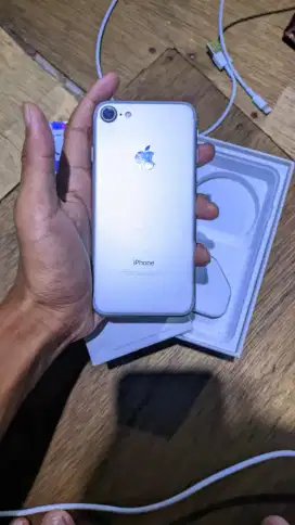iPhone 7 128 fullset