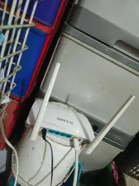 Router d-link dir 612