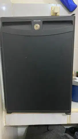 Kulkas mini bar murah