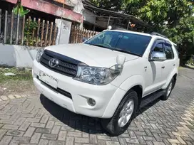 Toyota Fortuner 2.5 G Diesel Automatic/At 2011 Kondisi Super Istimewa