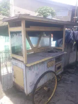 gerobak bekas sempol/siomay