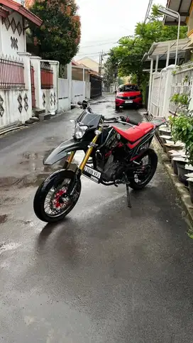 crf 150 2024 supermoto