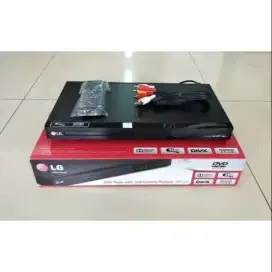Di jual DVD PLAYER merk LG 542 lengkap dengan USB
