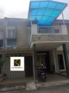 Dijual Rumah Bagus Siap Huni Selangkah ke Stasiun LRT Cibubur