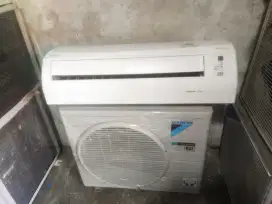 Tukang service AC tidak dingin bongkar pasang AC tambah/isi freon dll