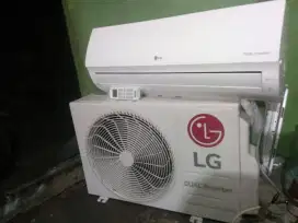 Tukang service AC tidak dingin bongkar pasang AC tambah/isi freon dll