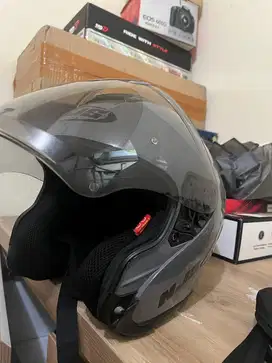 Helm njs mulus no minus ukuran M fit L