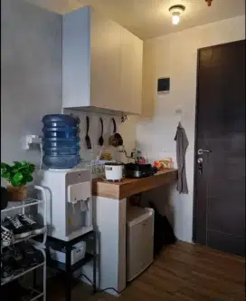 Disewakan Apartemen Sky View type Studio harga Rp. 2 jt / bulan.