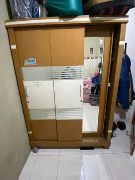 Jual BU lemari kayu