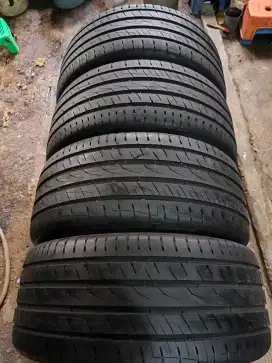 Continental 275 45 R21