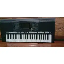 DIBUTUHKAN GURU KEYBOARD PIANO