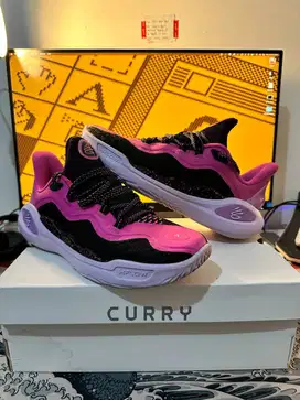 Under Armour Curry 11 Pink 43 / 9.5 Jarang Dipake