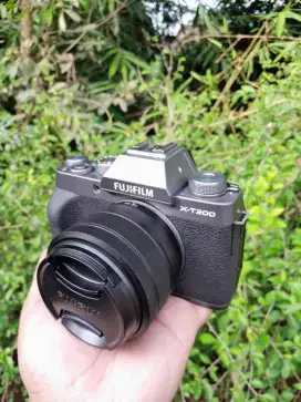 Kamera fujifilm xt200 lensa kit muluss