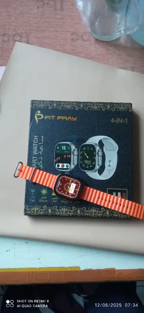 Smartwatch FIT PRAY pengingat waktu shalat