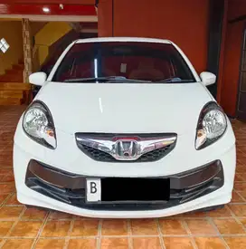 HONDA BRIO E CVT CBU 1.3 , TH 2013, WHITE,MULUS, ISTIMEWA SIAP PAKAI.