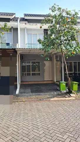 Dijual sgt murah rumah semi furnis siap huni di Residence One-Bsd City