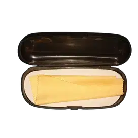 Tempat Kacamata + Kain Pembersih