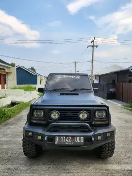 Murrraah Feroza Jeep caaakeppp !!!