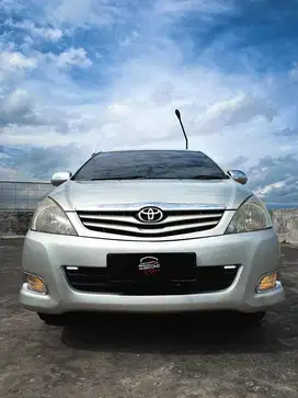 Kijang innova 2011 #inova #innova #inovabensin