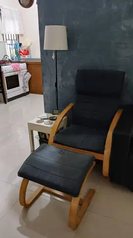 kursi malas santai