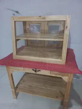 ETALASE ROTI + MEJA