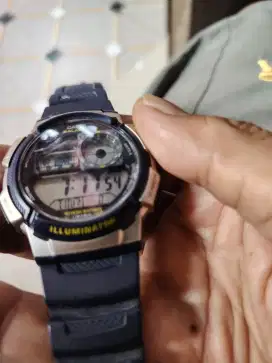 Di jual jam tangan casio illuminator